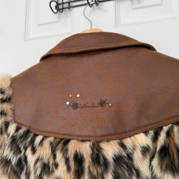 Catimini Leopard Print Teddy Jacket with Brown Details - Picture 8 of 10